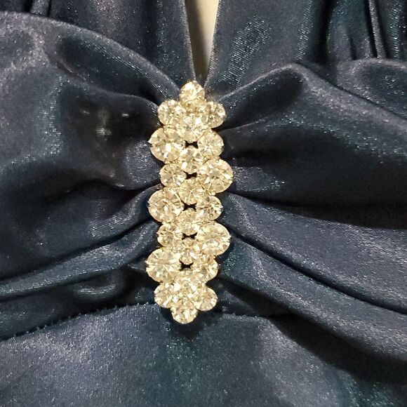 Y2K Cache Backless Maxi Dress in Ombre Blue - Picture 5 of 16